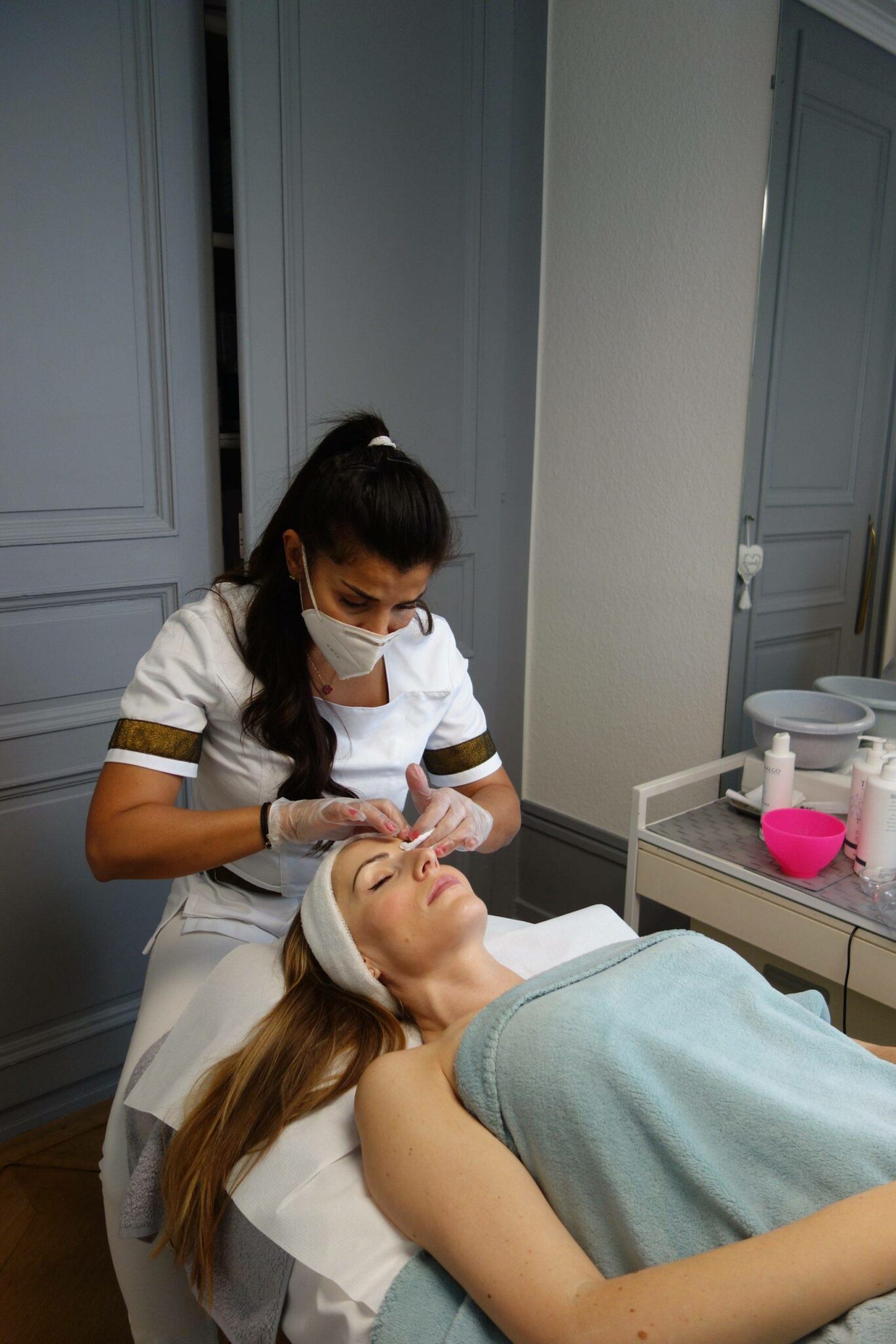 Mesolift Treatment. Is it worth it? My experience at Beauty Design by Eva studio in Geneva. 16