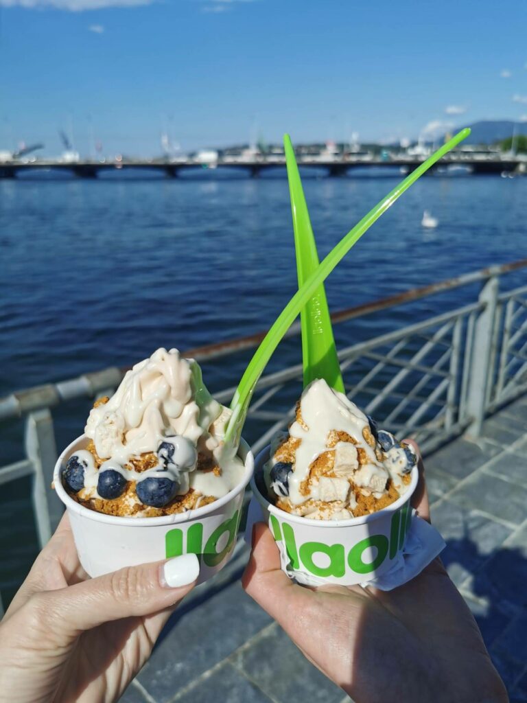 Llaollao frozen yogurt -Most healthy desserts in Geneva and number 1 in the world. 26