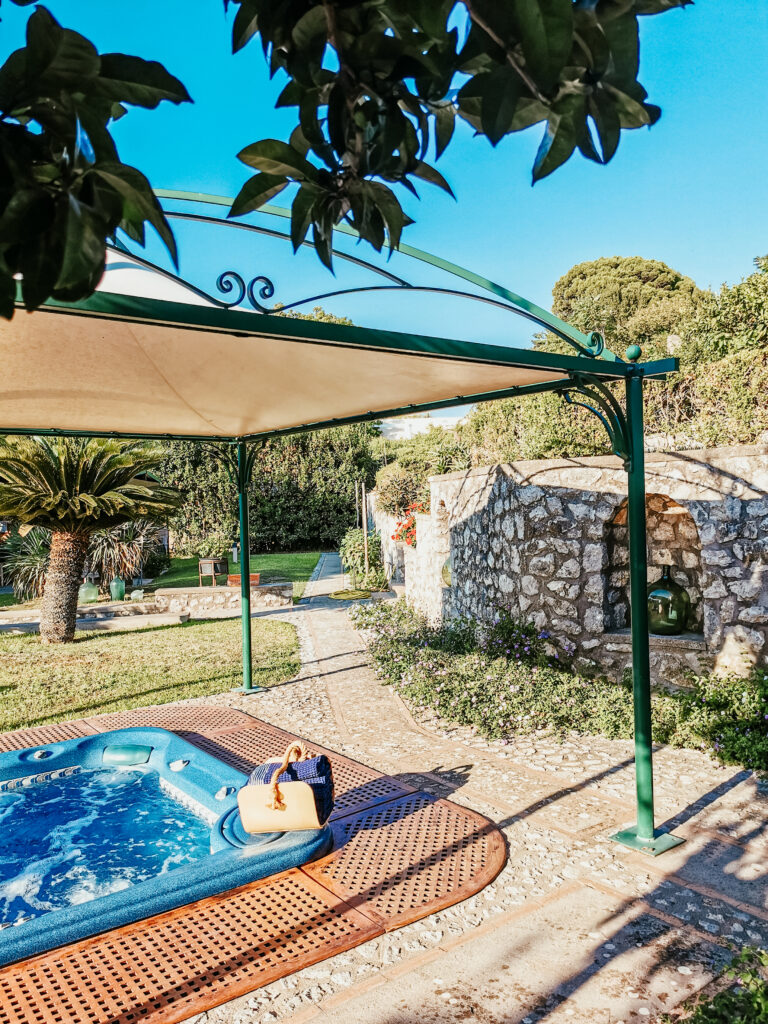 Relais 2 Pini in Anacapri. Number 1 family-run boutique hotel to stay on a dreamy Capri island. 21