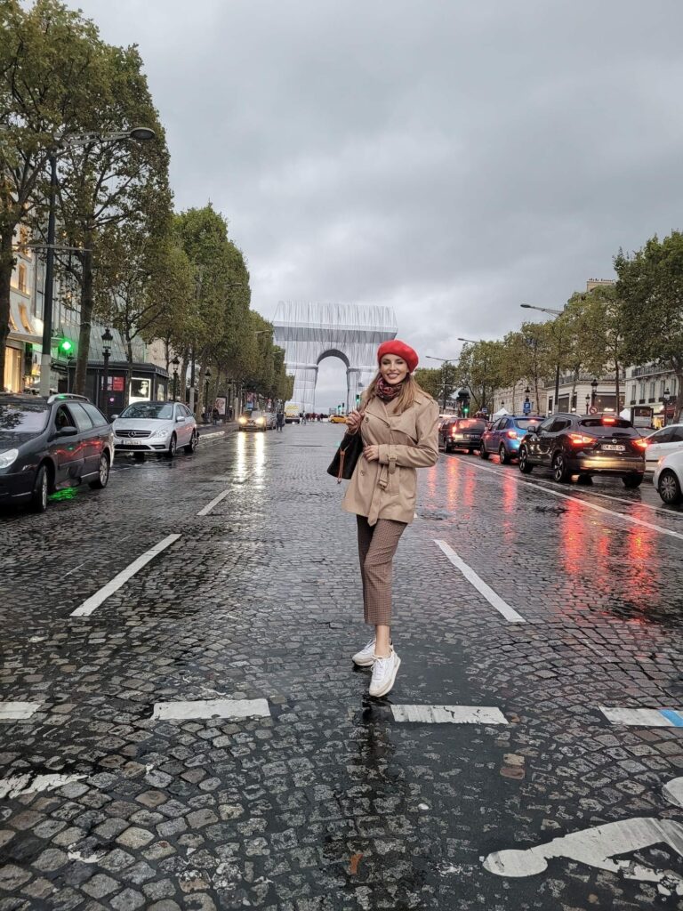 Visual Diary - Paris Fashion Week SS22. My best Street Style Looks 29