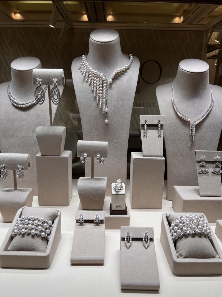 Haute Jewels Geneva 2022 Edition - Exquisite Selection by Bella Zofia 23