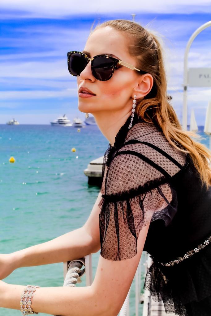 What to wear in Cannes during Cannes Film Festival? 6 must-haves to pack for the most beautiful Cannes experience.