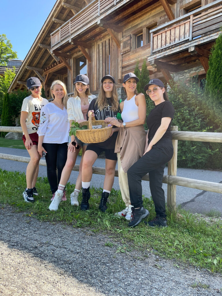 Where to stay in Megève? Otoctone Combloux, a Luxury Chalet facing Mont Blanc. A dream getaway in the mountains for up to 12 people.