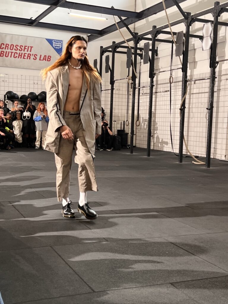 Highlights from Copenhagen Fashion Week SS23 - What you need to know about the best-known Scandi Brands. Ganni Girl, Baum und Pferdgarten's colourful collection and Zalando endorsed upcoming brands. 82