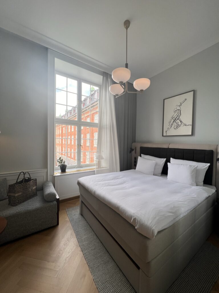 Villa Copenhagen Hotel. Where Scandinavian Luxury, Sustainability and Fashion meets. /Review of impressive Villa Copenhagen, a 5* Hotel next to Tivoli Park./