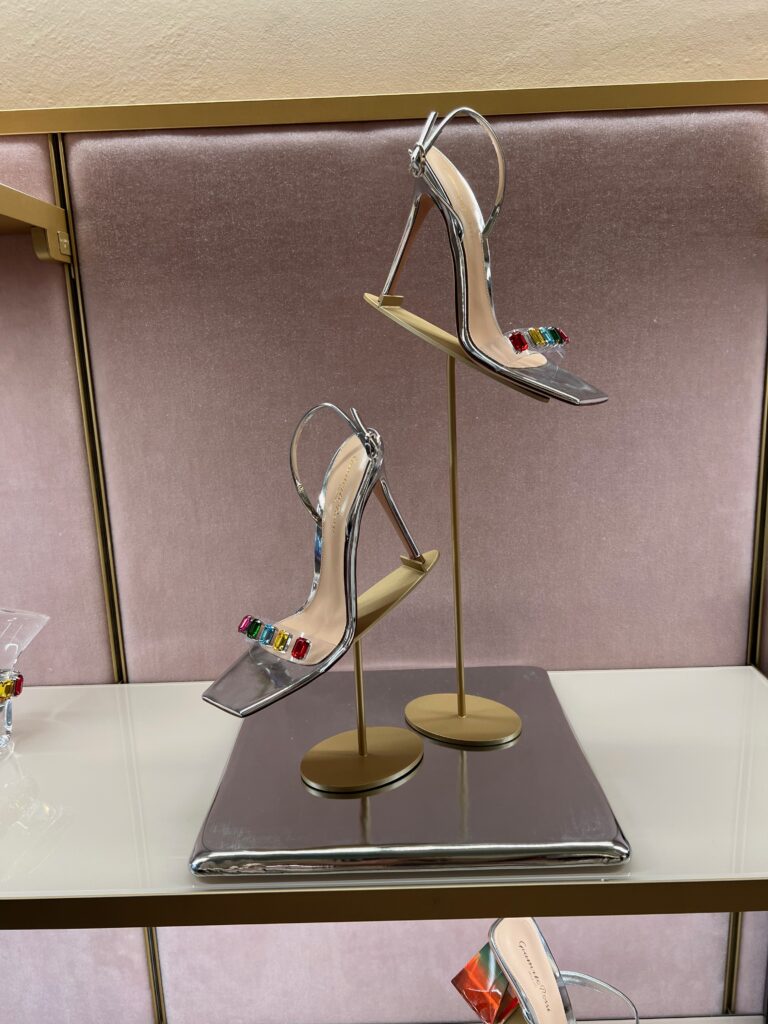 Milan Fashion Week SS23 - Dazzling Shoe Presentations. Giuseppe Zanotti, Gianvito Rossi, Sergio Rossi, Casadei, Le Silla. Must-see Shoes Collection and trends for Spring Summer 2023. 56