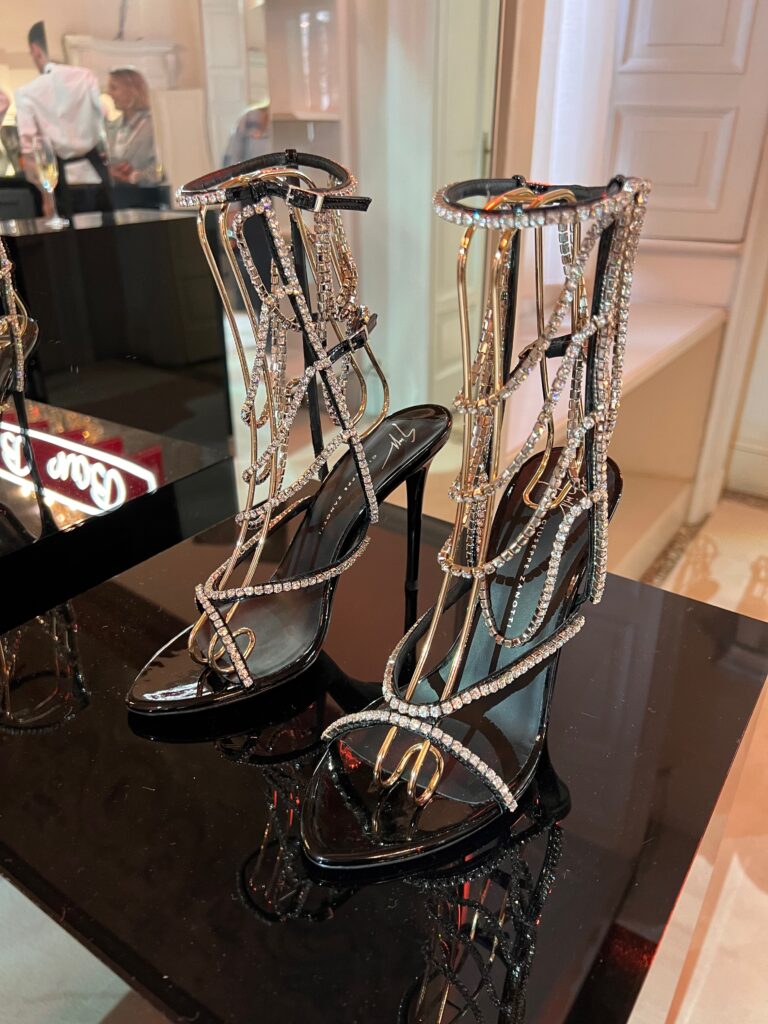 Milan Fashion Week SS23 - Dazzling Shoe Presentations. Giuseppe Zanotti, Gianvito Rossi, Sergio Rossi, Casadei, Le Silla. Must-see Shoes Collection and trends for Spring Summer 2023. 14