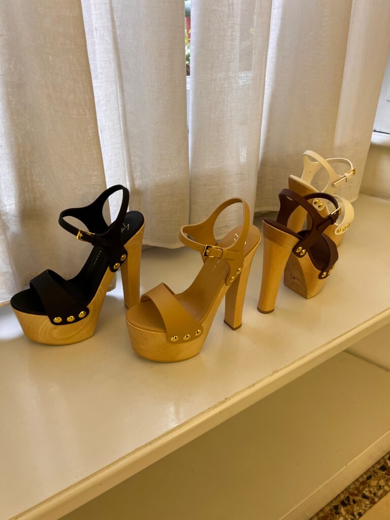 Milan Fashion Week SS23 - Dazzling Shoe Presentations. Giuseppe Zanotti, Gianvito Rossi, Sergio Rossi, Casadei, Le Silla. Must-see Shoes Collection and trends for Spring Summer 2023. 28