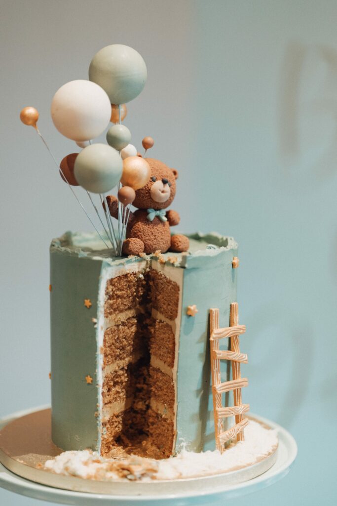 OH, BABY! My Dreamy Gender Neutral Baby Shower Theme. Delicious Teddy Bear Cake, Water Green Color Palette and historical venue at L'Hôtel Restaurant du Parc des Eaux-Vives from 1750. 