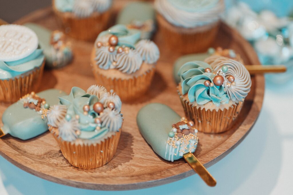 OH, BABY! My Dreamy Gender Neutral Baby Shower Theme. Delicious Teddy Bear Cake, Water Green Color Palette and historical venue at L'Hôtel Restaurant du Parc des Eaux-Vives from 1750. 