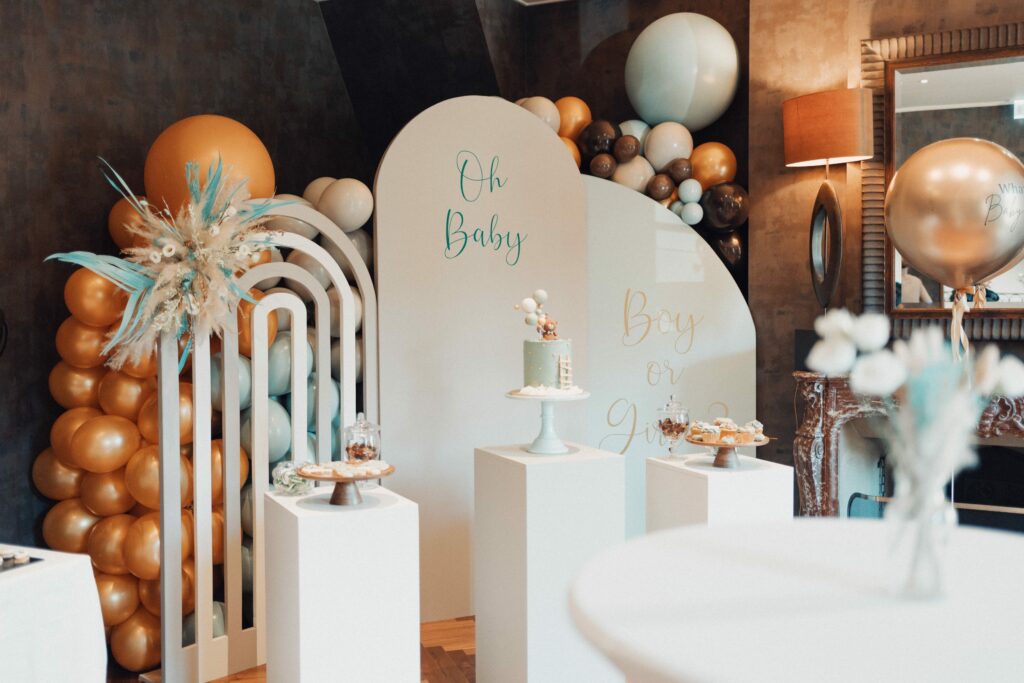 OH, BABY! My Dreamy Gender Neutral Baby Shower Theme. Delicious Teddy Bear Cake, Water Green Color Palette and historical venue at L'Hôtel Restaurant du Parc des Eaux-Vives from 1750. 