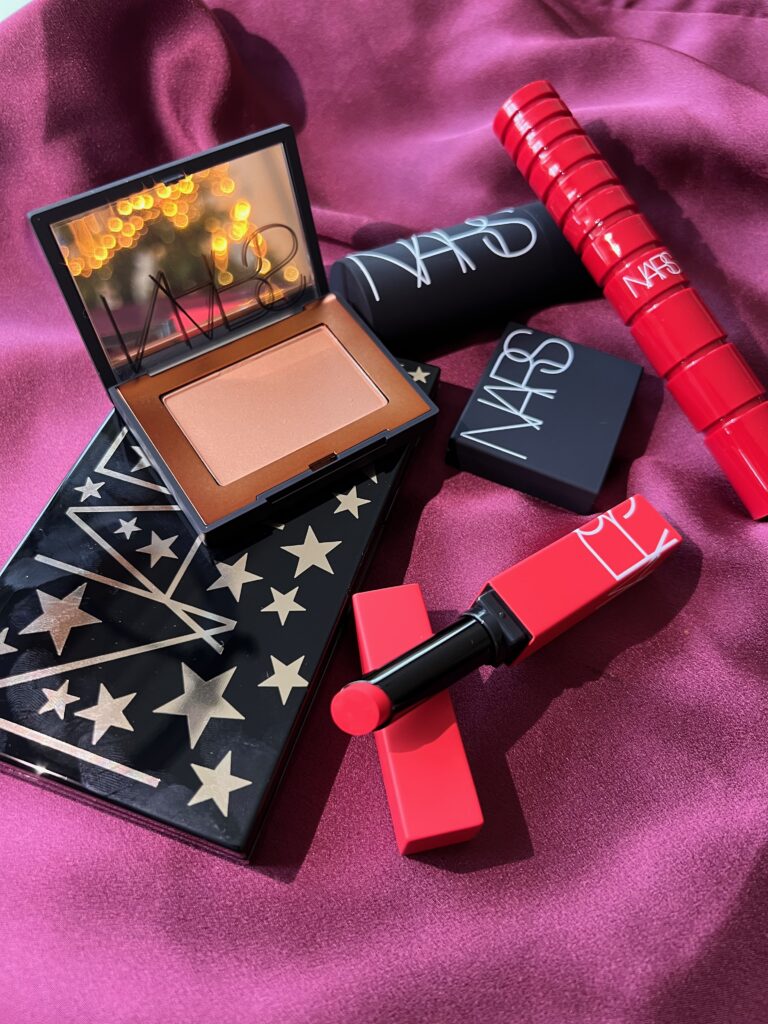 Christmas at Sephora - Top Holiday 2022 Gift Sets For Women. Nars, Sephora, Benefit and more. 