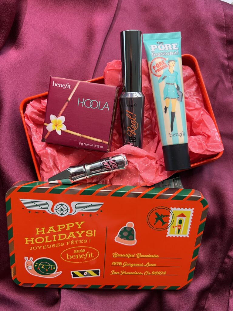 Christmas at Sephora - Top Holiday 2022 Gift Sets For Women. Nars, Sephora, Benefit and more. 