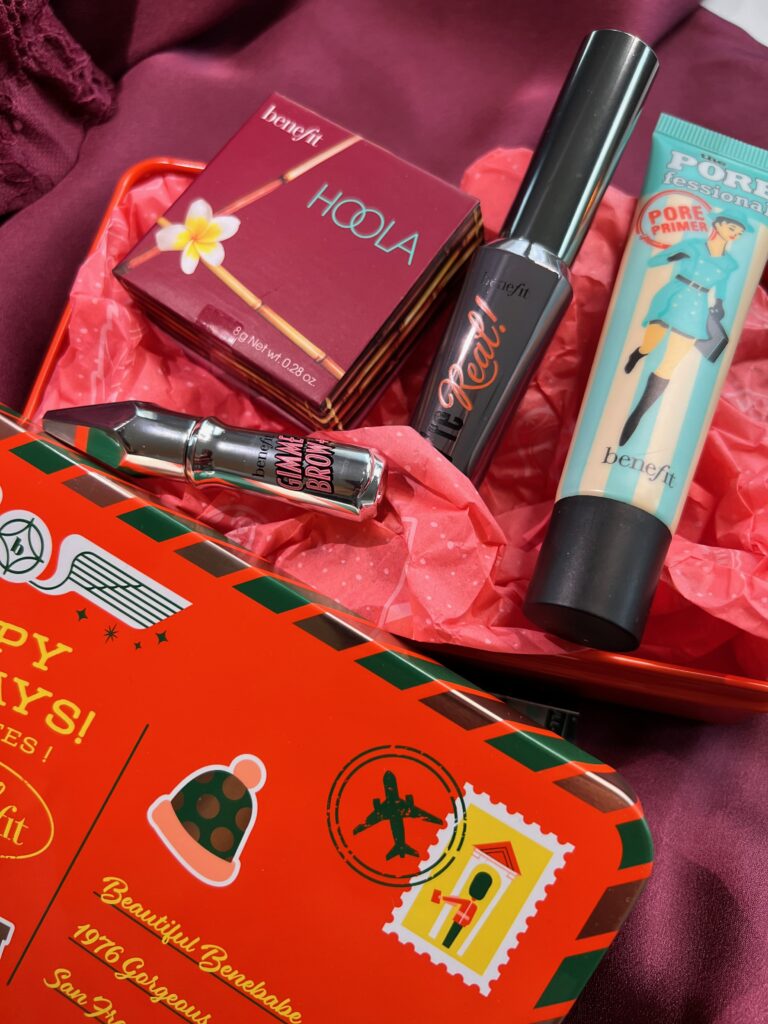 Christmas at Sephora - Top Holiday 2022 Gift Sets For Women. Nars, Sephora, Benefit and more. 