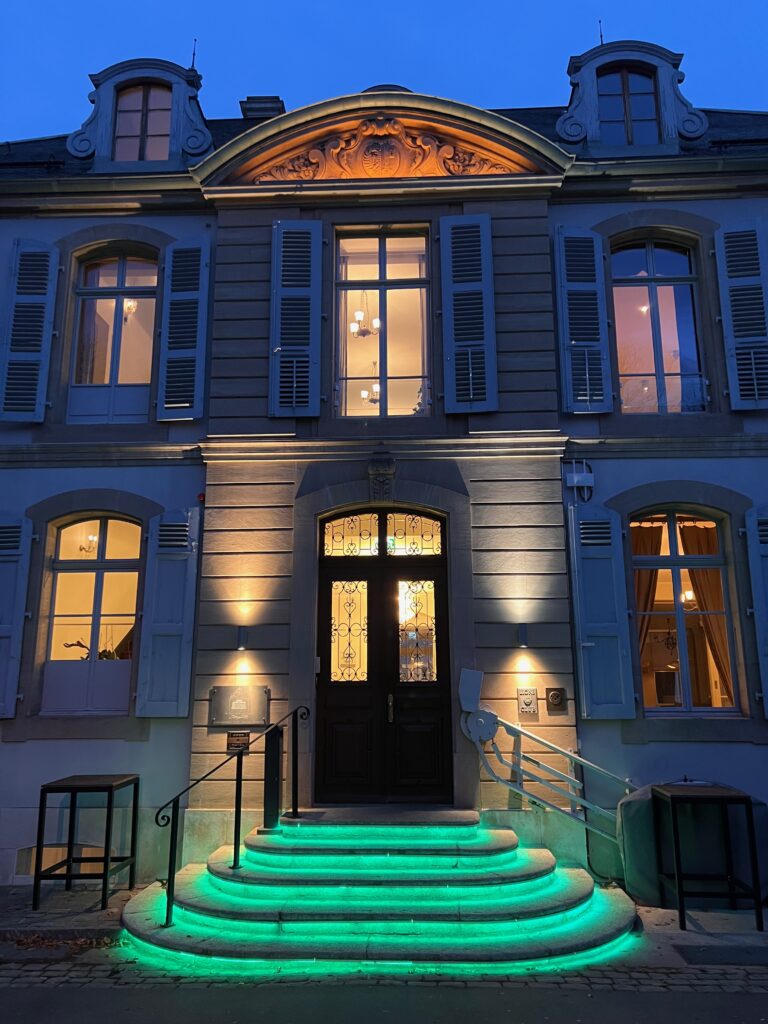 OH, BABY! My Dreamy Gender Neutral Baby Shower Theme. Delicious Teddy Bear Cake, Water Green Color Palette and historical venue at L'Hôtel Restaurant du Parc des Eaux-Vives from 1750.