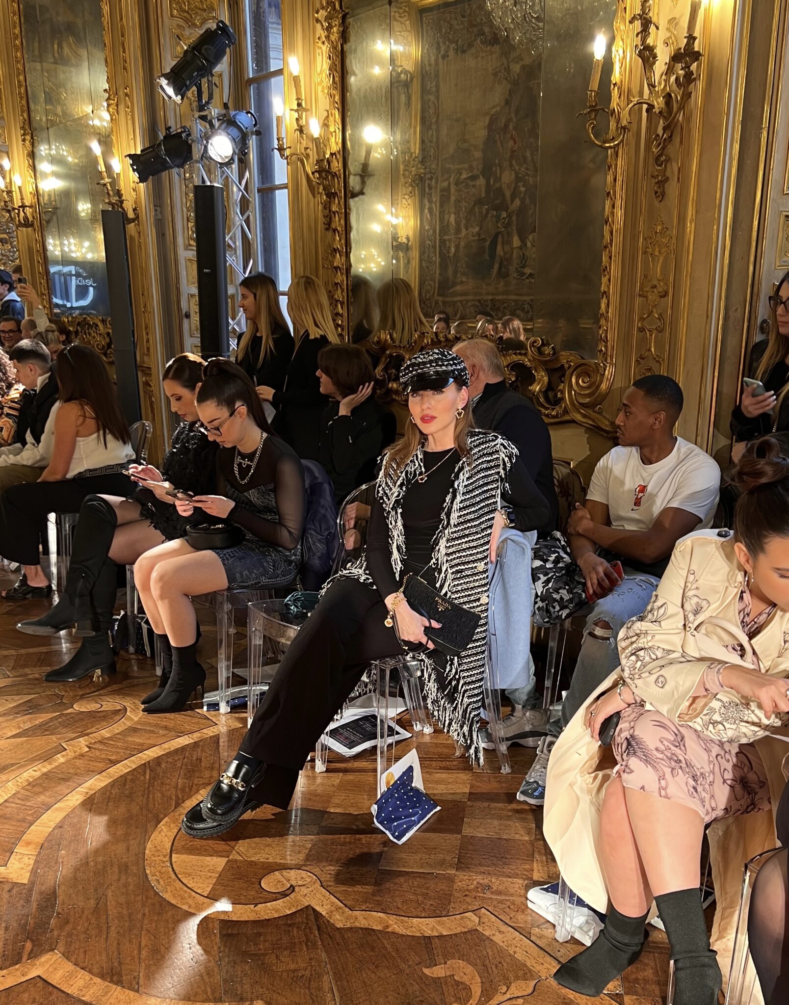 What you need to know about the stunning Fashion Show at Palazzo Clerici during MFW F/W 22/23. Fashion Week Studio 's impressive show presenting: Cristina Tamborero, Salvatore Pappacena, TINA COUTURE, NARCIZA Severa and Frida Xhoi & Xhei. 36