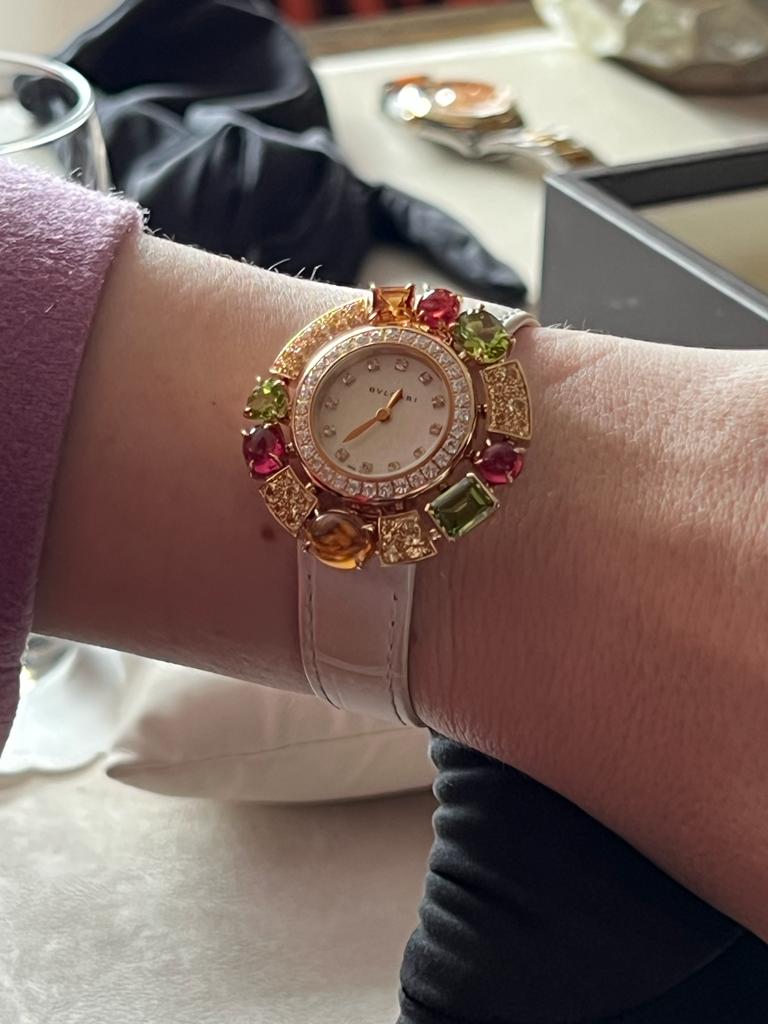 Bulgari Serpenti and Diva, 2 intensely Italian and dazzling watches presented during Watches and Wonders 2023 at Hotel President Wilson. Time is a Jewel.