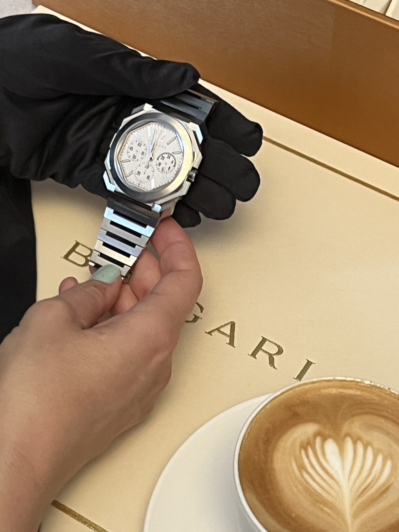 GENEVA WATCH DAYS 2023: BVLGARI UNVEILS TIMELESS CRAFTSMANSHIP AND MATERIAL INNOVATION. New Octo Finissimo, Serpenti and more. 