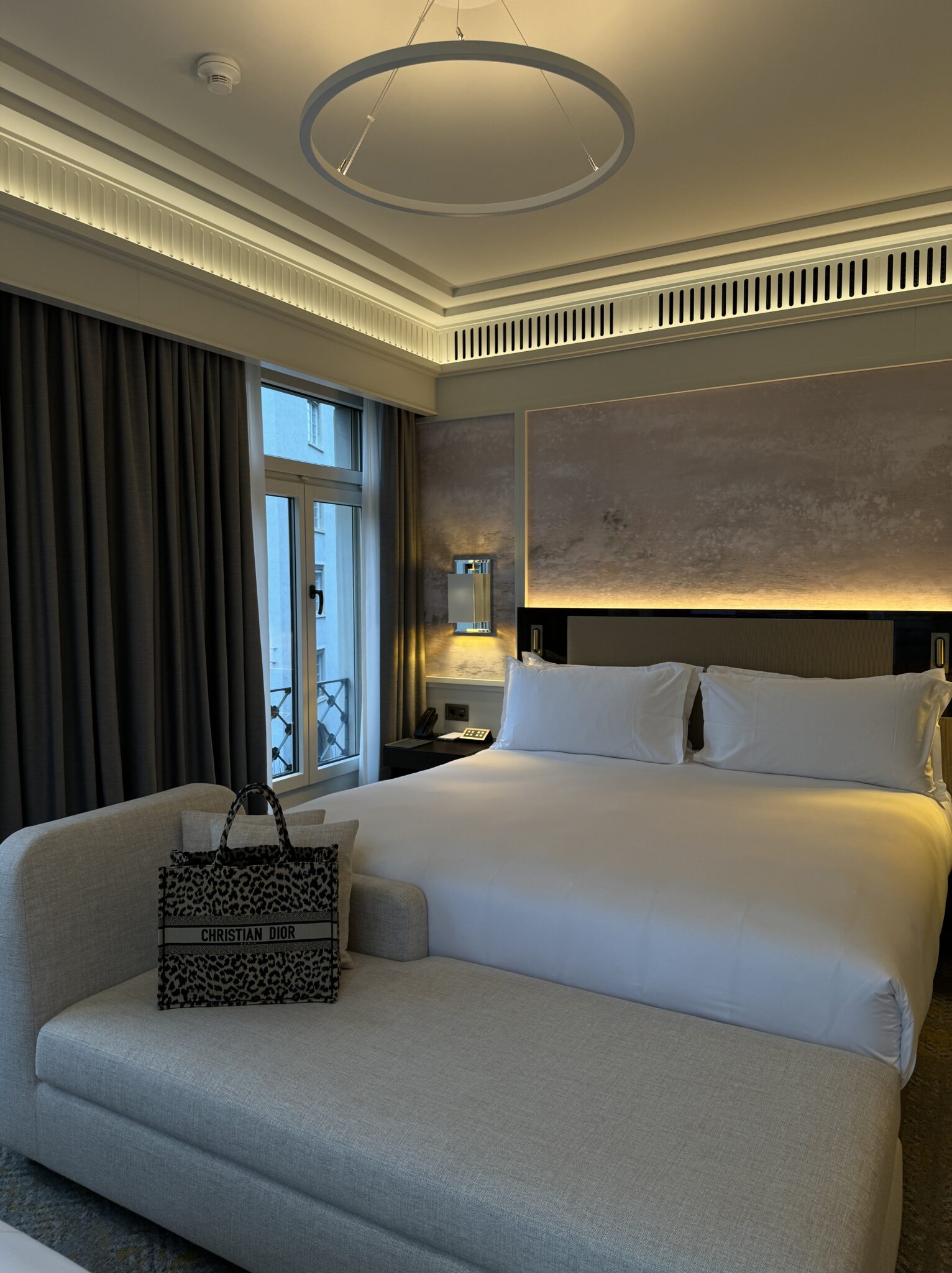 Unveiling the Elegance of the recently opened Mandarin Oriental Savoy, Zurich.  Zurich's latest luxury hot spot and 5 reasons why you need to visit it.