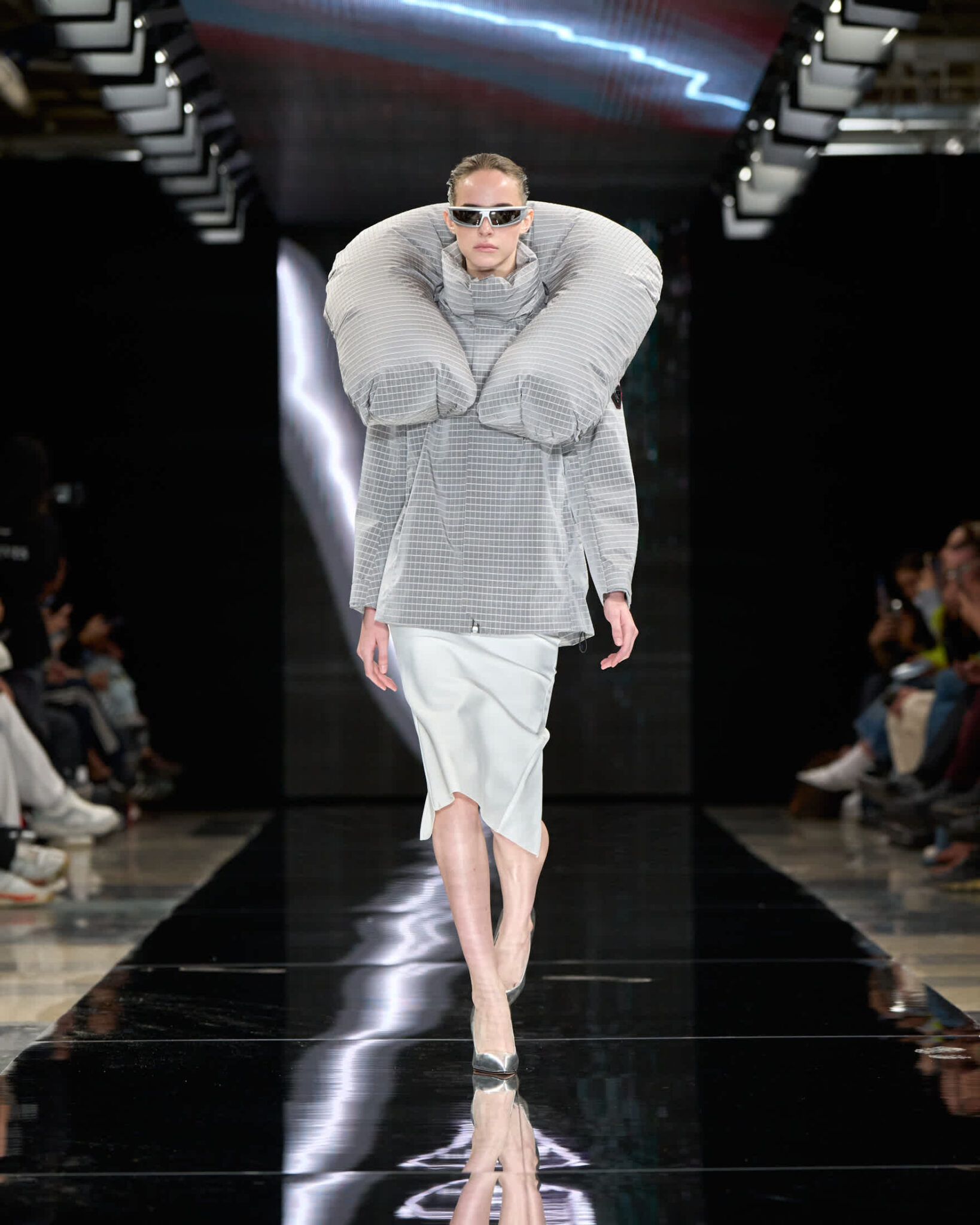 FROM QUANZHOU TO MILAN: SEPTWOLVES LEADS THE NEWBUSINESS TRAVEL FASHION TREND WITH A FASHION SHOW IN MILAN, MFW SS25.