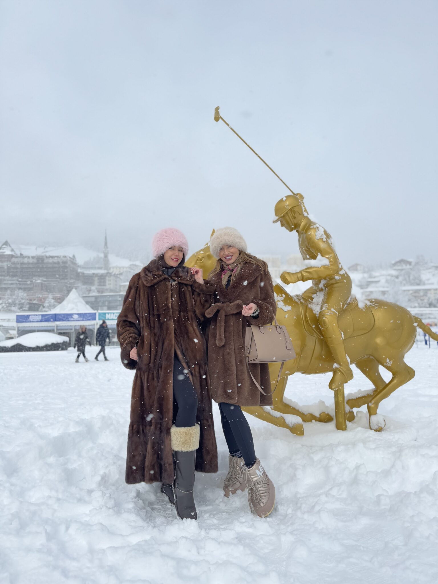 40 Years of Snow Polo in St. Moritz: A Celebration of Sport, Luxury, and Style. All you need to know about this incredible event.