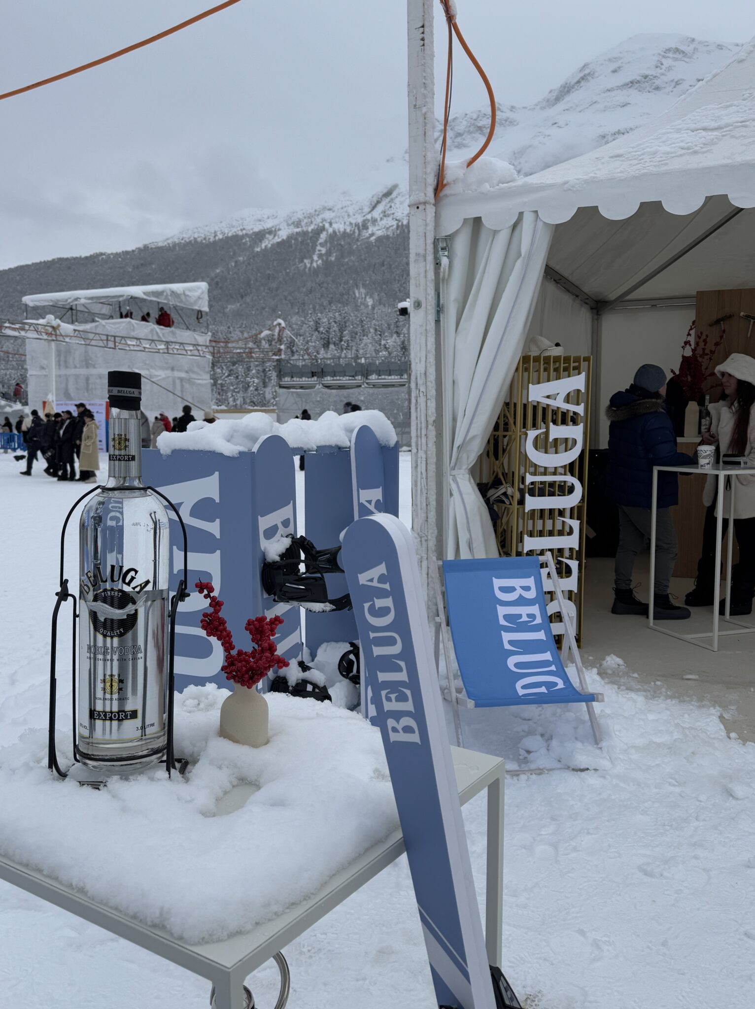 40 Years of Snow Polo in St. Moritz: A Celebration of Sport, Luxury, and Style. All you need to know about this incredible event.