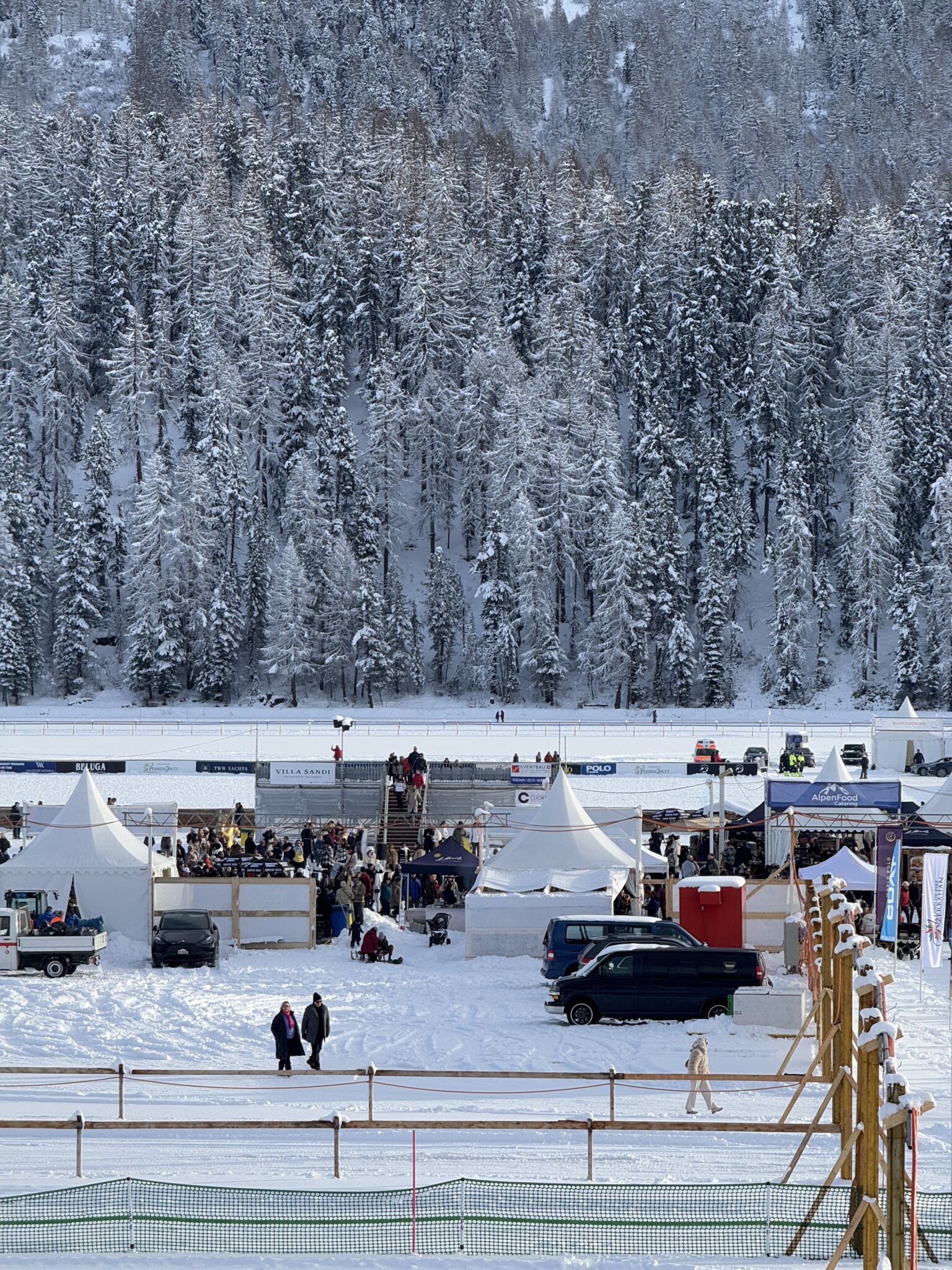 40 Years of Snow Polo in St. Moritz: A Celebration of Sport, Luxury, and Style. All you need to know about this incredible event.